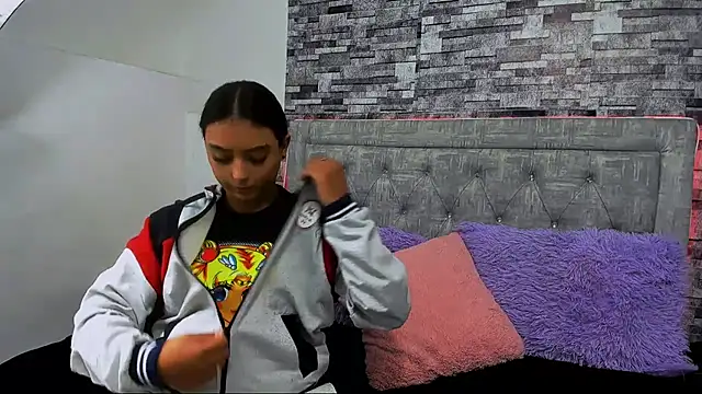 nicolexxaleja online show from October 20, 8:42 pm