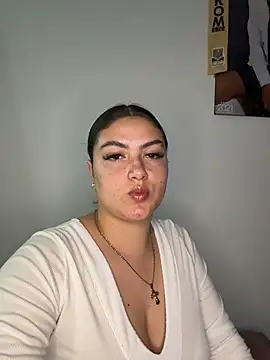 nicolexxaleja online show from June 22, 1:18 am