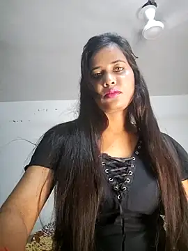 Snapshot of cute_radhikaa chatting on April 11, 4:11 pm cute radhikaa online show from April 11, 4:11 pm