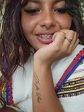 Snapshot of Yessica_Lopezz chatting on May 31, 6:09 pm Yessica Lopezz online show from May 31, 6:09 pm
