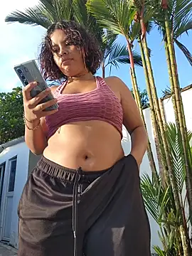 Snapshot of Yessica_Lopezz chatting on July 21, 11:34 am Yessica Lopezz online show from July 21, 11:34 am