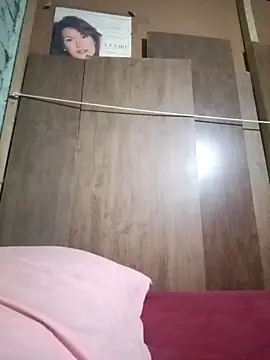 LecheDeSoya666 online show from September 18, 6:04 am