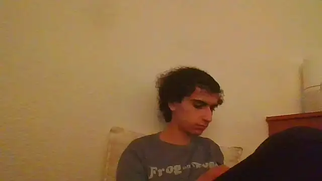 Snapshot of foxyboyy chatting on March 13, 7:26 am foxyboyy online show from March 13, 7:26 am