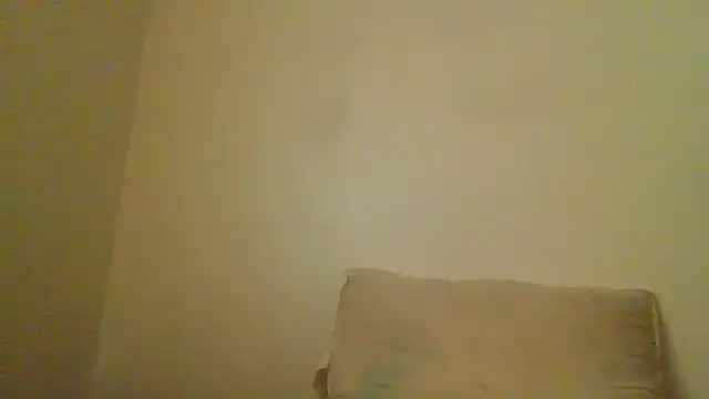 Snapshot of foxyboyy chatting on March 21, 8:08 am foxyboyy online show from March 21, 8:08 am