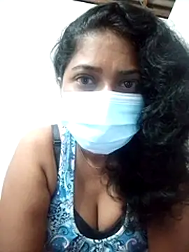 Snapshot of boosypussy chatting on December 15, 12:15 am boosypussy online show from December 15, 12:15 am