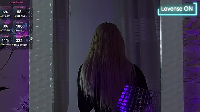 LucyLextonX online show from September 29, 4:28 am