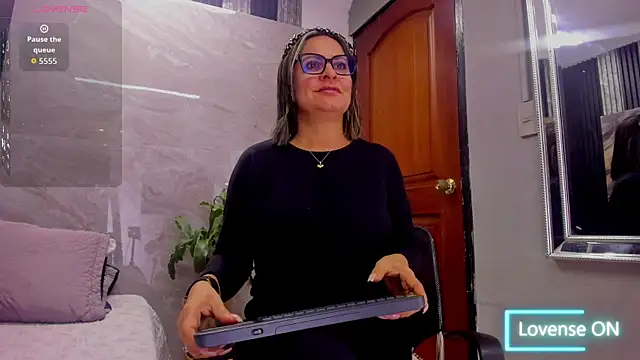 Agatha Pleasure online show from September 9, 11:54 am