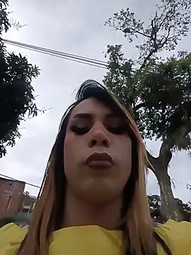 Daliana Gounbolt online show from June 15, 1:57 pm