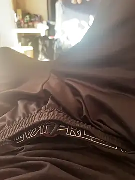 Snapshot of Djibi77 chatting on November 3, 1:01 pm Djibi77 online show from November 3, 1:01 pm