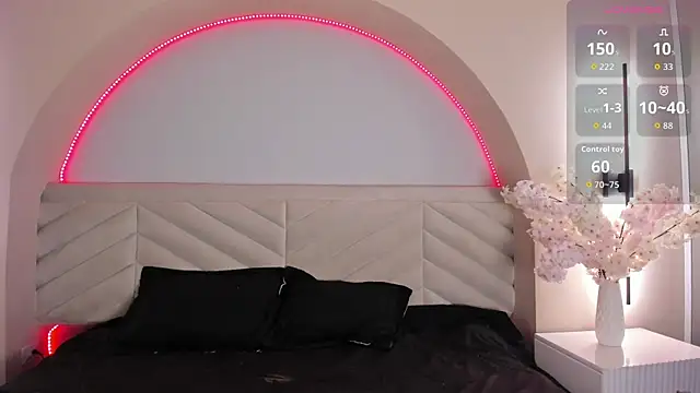 Bella Williiams online show from July 9, 12:20 pm