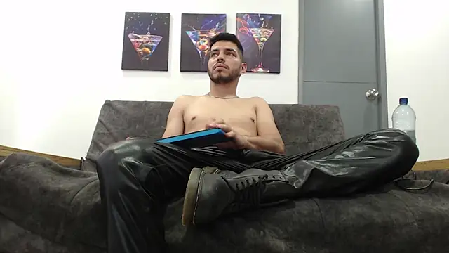 mackdaniels online show from February 12, 8:04 pm