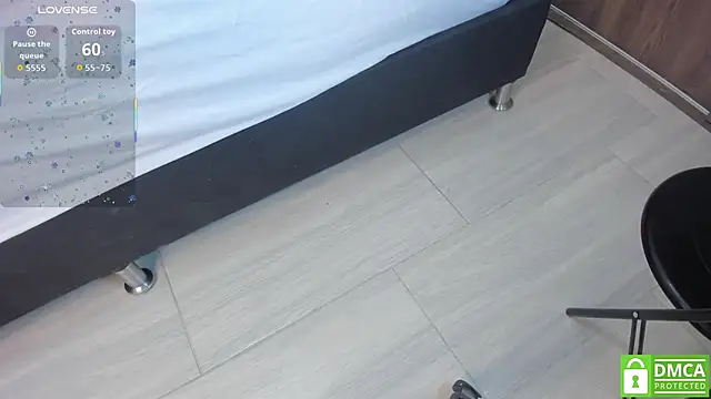 Gia Scott online show from October 1, 8:04 pm