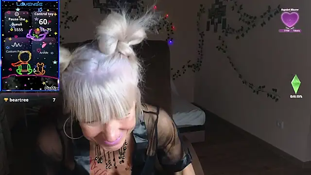 Laura Gol online show from October 3, 8:50 pm