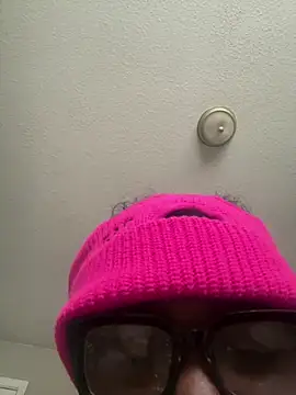 Snapshot of kaymurda80 chatting on February 4, 10:26 pm kaymurda80 online show from February 4, 10:26 pm