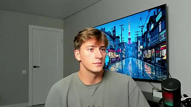 Snapshot of DaniHort chatting on September 13, 11:32 am DaniHort online show from September 13, 11:32 am