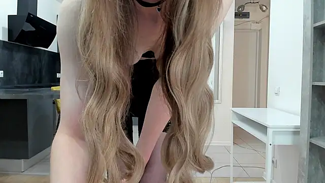 Snapshot of Kitty_Player chatting on May 31, 6:09 pm Kitty Player online show from May 31, 6:09 pm