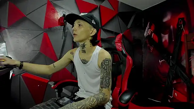 StraightBoy Nick online show from September 21, 5:42 am