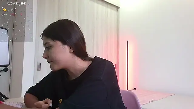 amy innocent 1 online show from June 14, 10:34 pm
