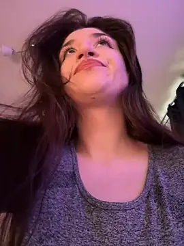 ScarletBloom  online show from October 12, 1:54 pm