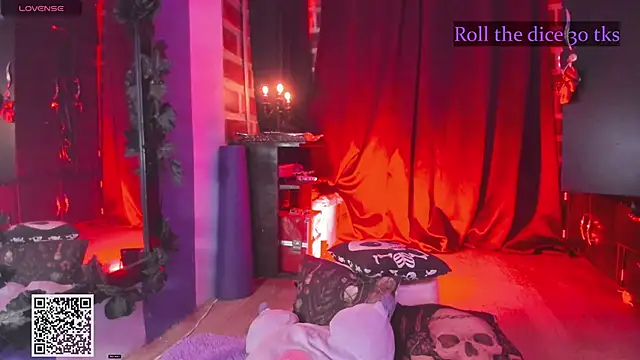 Snapshot of Katyuska_Sg1 chatting on December 3, 1:35 am Katyuska Sg1 online show from December 3, 1:35 am