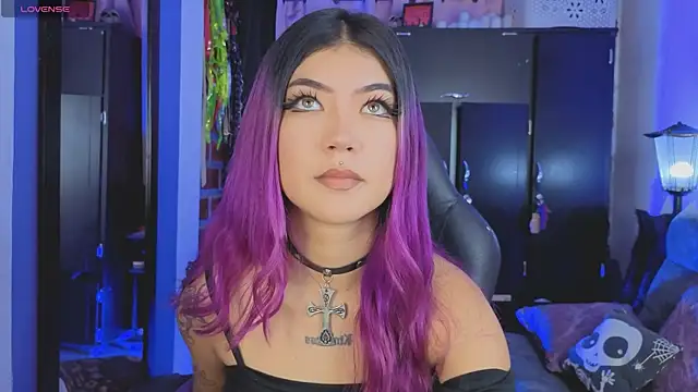 Snapshot of Katyuska_Sg1 chatting on July 11, 6:32 pm Katyuska Sg1 online show from July 11, 6:32 pm