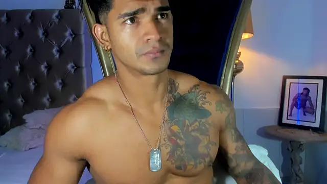 antonio  444 online show from October 3, 10:56 am