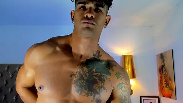 Snapshot of antonio__444 chatting on June 8, 10:54 pm antonio 444 online show from June 8, 10:54 pm