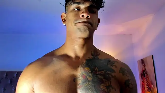Snapshot of antonio__444 chatting on June 16, 5:15 pm antonio 444 online show from June 16, 5:15 pm