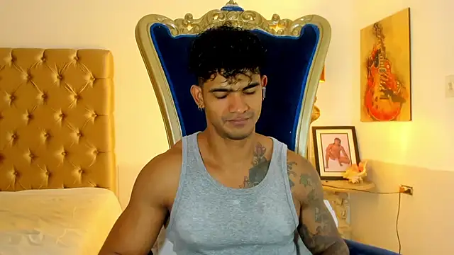 antonio  444 online show from July 29, 6:39 pm