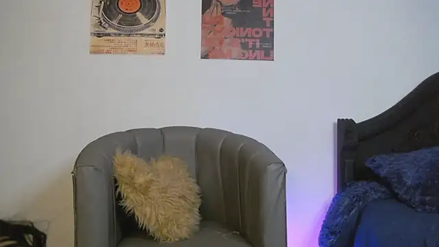 CoralieBronson online show from March 10, 11:21 pm