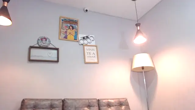 Xfire boy69 online show from November 29, 2:42 pm