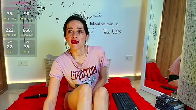 Snapshot of Sophia_k_Rk chatting on October 18, 1:52 am Sophia k Rk online show from October 18, 1:52 am