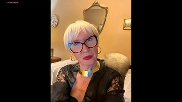 Snapshot of ROBY_SWEETHOT chatting on January 8, 7:27 pm ROBY SWEETHOT online show from January 8, 7:27 pm