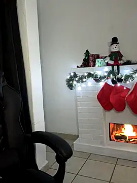 Snapshot of Anonnymsk chatting on December 5, 6:33 am Anonnymsk online show from December 5, 6:33 am