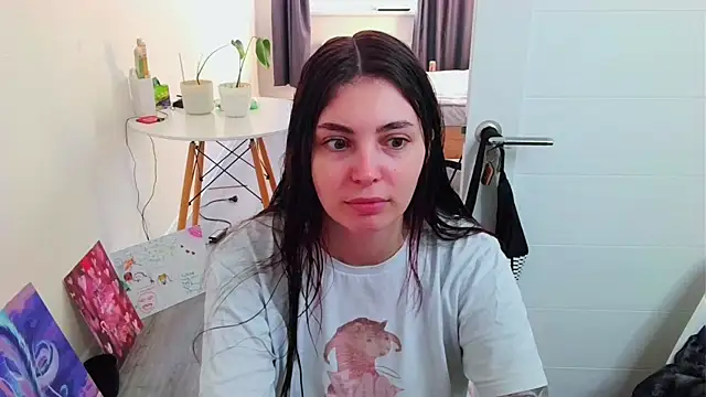 Snapshot of peachyness chatting on July 13, 4:43 pm peachyness online show from July 13, 4:43 pm