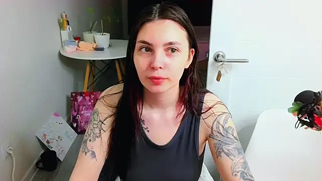 Snapshot of peachyness chatting on July 27, 8:05 pm peachyness online show from July 27, 8:05 pm