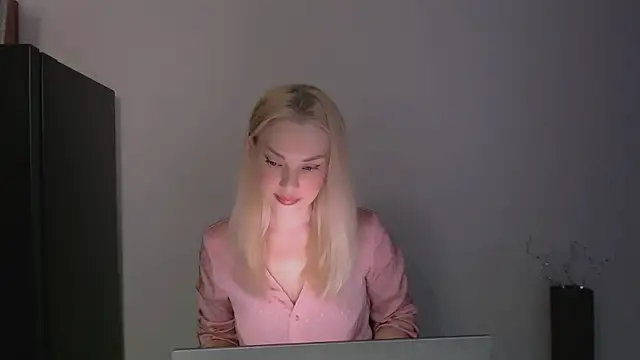Lia noo regrets online show from May 1, 4:44 pm