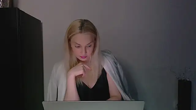 Lia noo regrets online show from May 3, 5:19 pm