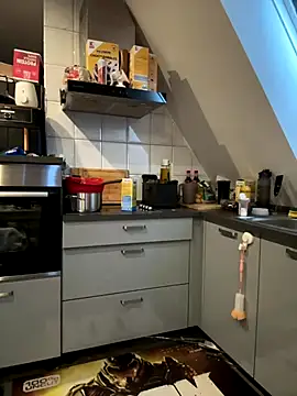 SweetTeenGirl online show from October 8, 12:03 pm