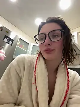 ZariaFlame online show from February 19, 10:39 pm