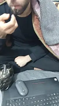 Snapshot of maher990 chatting on February 6, 8:23 pm maher990 online show from February 6, 8:23 pm