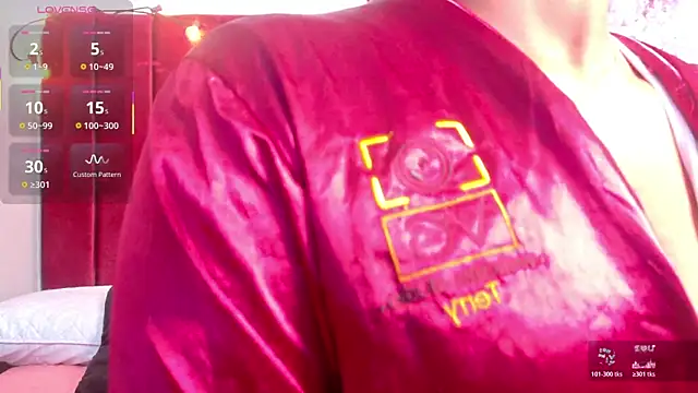 Snapshot of MySugarmoomy chatting on November 17, 12:11 pm MySugarmoomy online show from November 17, 12:11 pm