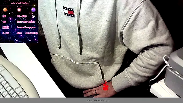 Snapshot of french_male_whore@xh chatting on October 28, 6:17 am french male whorexh online show from October 28, 6:17 am