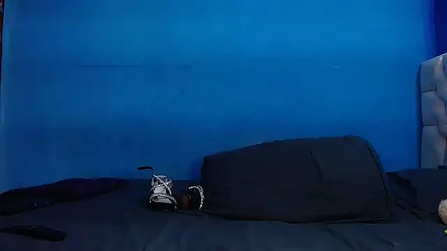 Snapshot of SamiBoobsxx chatting on April 3, 1:36 am SamiBoobsxx online show from April 3, 1:36 am