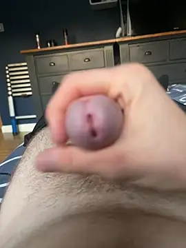 Ukshungent online show from July 28, 7:39 pm