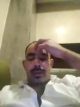 Snapshot of salimbasha chatting on February 5, 10:03 pm salimbasha online show from February 5, 10:03 pm