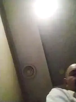 Snapshot of salimbasha chatting on February 6, 11:52 pm salimbasha online show from February 6, 11:52 pm