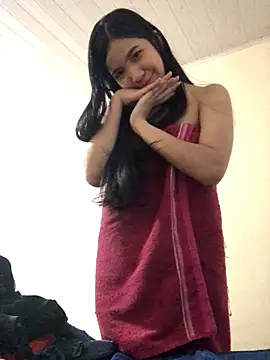 Snapshot of ashleyy20 chatting on November 5, 1:49 am ashleyy20 online show from November 5, 1:49 am