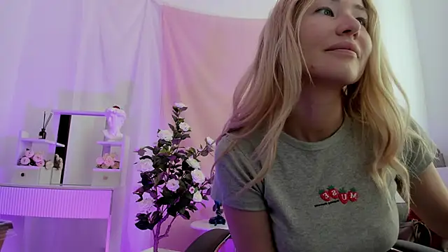 AstraMonroe online show from May 22, 4:30 am