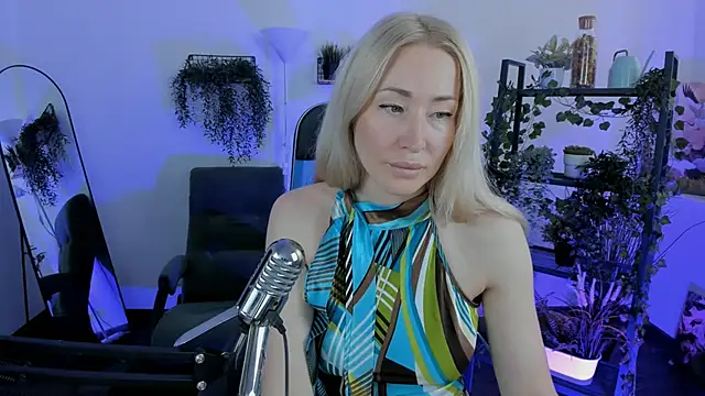 AstraMonroe online show from June 19, 10:19 am